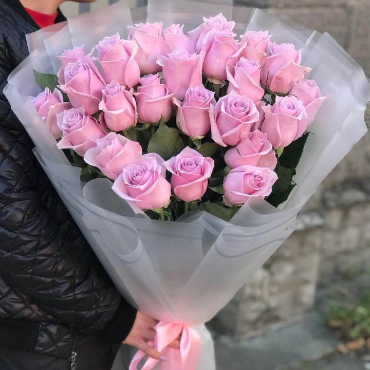 25 высоких розовых роз в Новосибирске