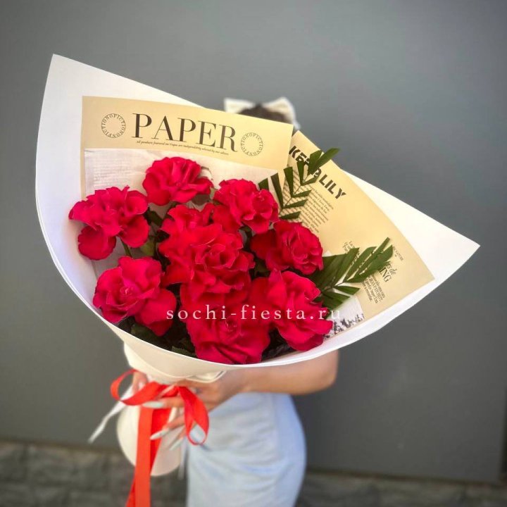 9 Красных французских роз Чико в Новосибирске