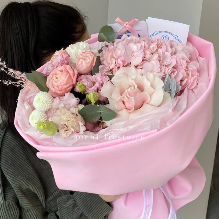 Авторский букет "Пинки" в Новосибирске