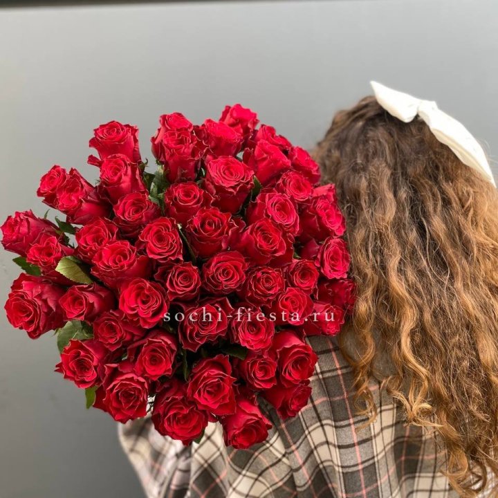 51 красная роза в Новосибирске