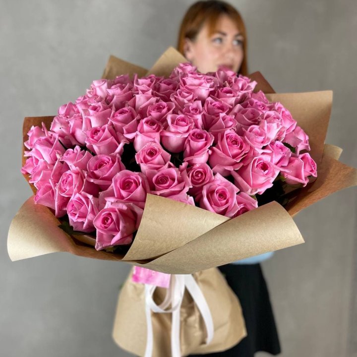 101 розовая роза в Новосибирске