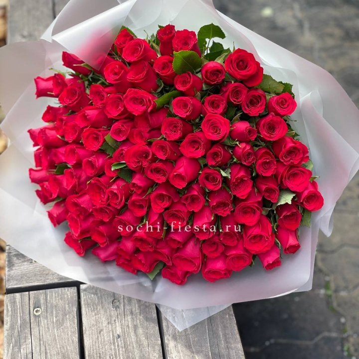 101 красная роза Лолита в Новосибирске