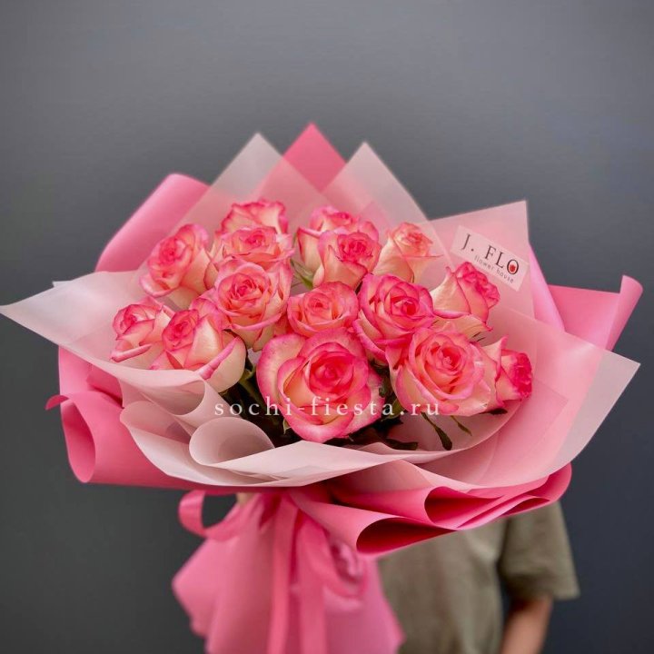 15 роз "Джумилия" в Новосибирске