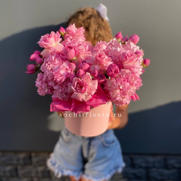 Цветочная композиция "Пасион" в Новосибирске