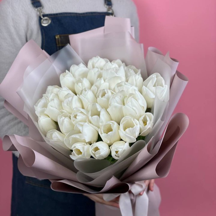 Букет белых тюльпанов "Пур-пур" в Новосибирске