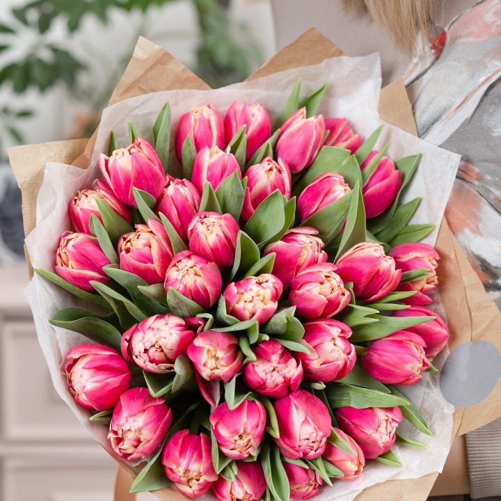 Букет пионовидных тюльпанов в Новосибирске